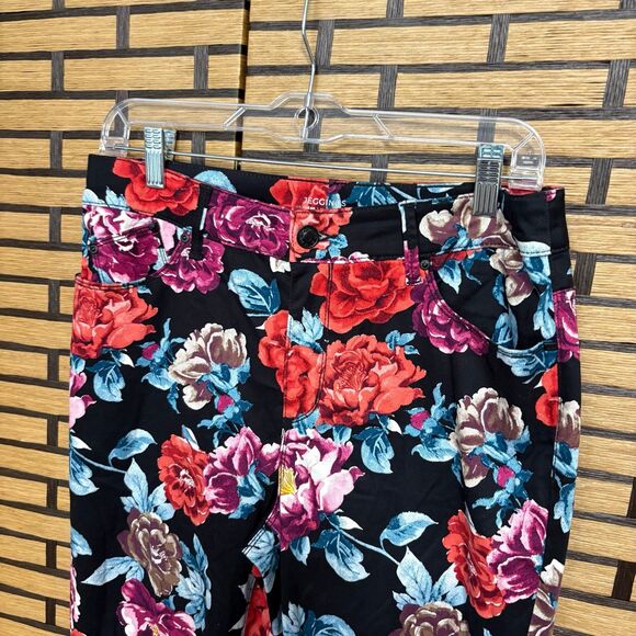 Chico’s Black Floral Jeggings Size 6R - Picture 3 of 5